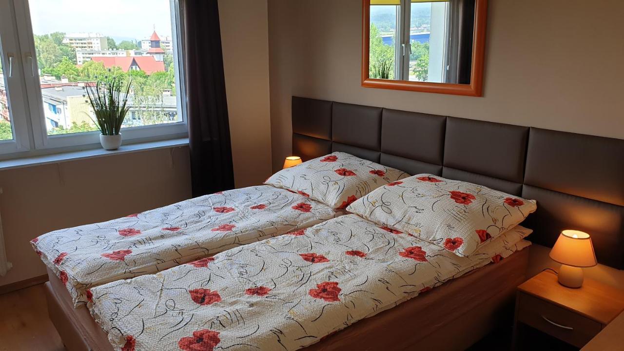 Apartamenty Podzamcze Walbrzych Exterior photo